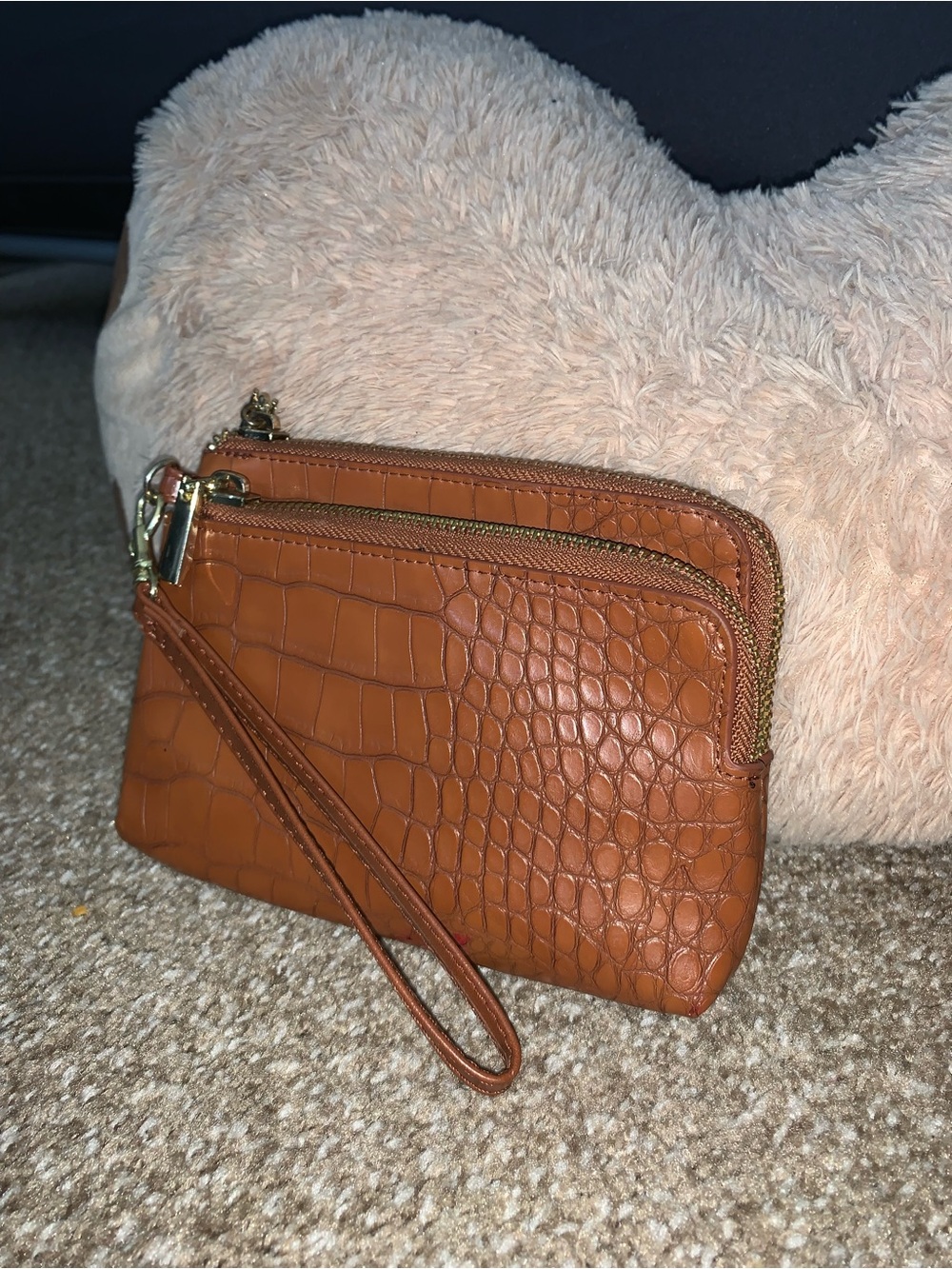 Women's Croc-Texture Wristlet Clutch in Cognac Brown